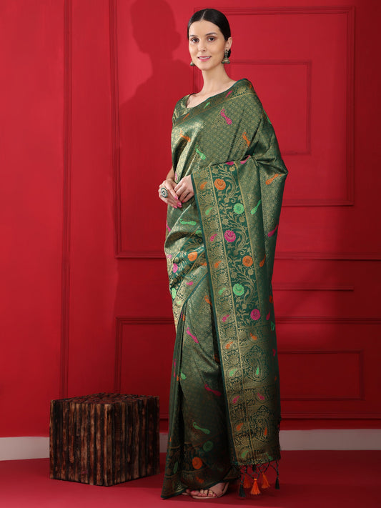 Soft Kanchijivaram Silk Saree With Floral Zari Weaving