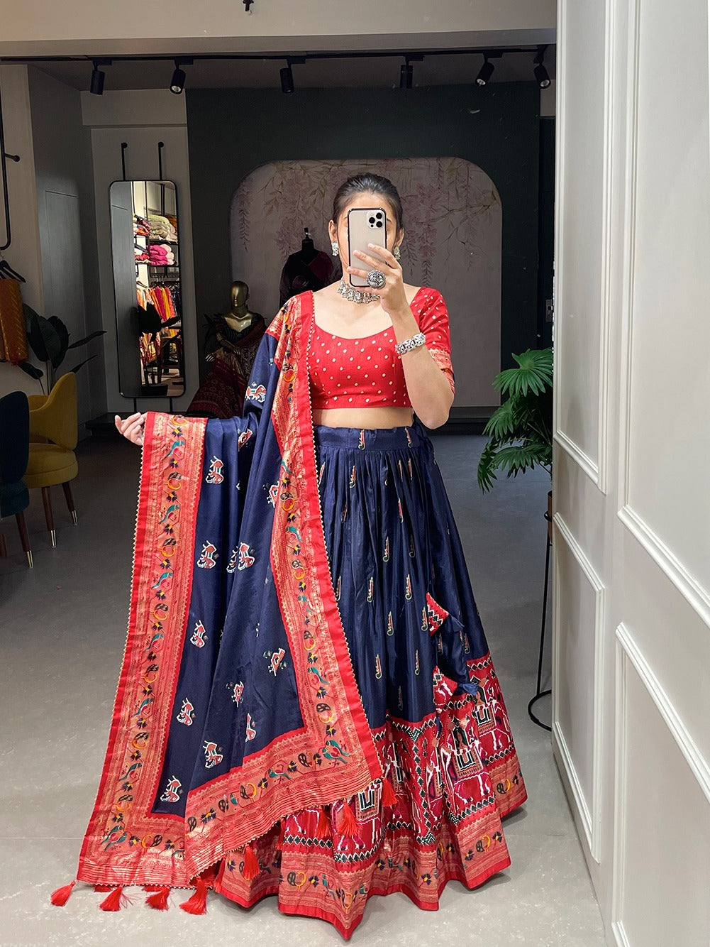 Dola Silk Patola Lehenga With Paithni Print and Foil Print