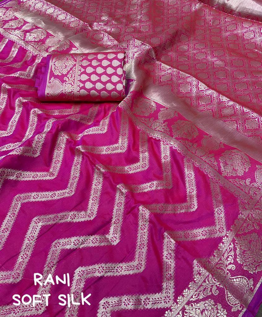 Soft Silk Banarasi Saree With Zari Woven Zigzag Design