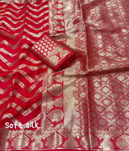 Soft Silk Banarasi Saree With Zari Woven Zigzag Design