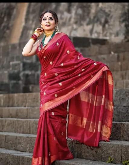 Soft Yarn Dye Linen Saree With Small Butts