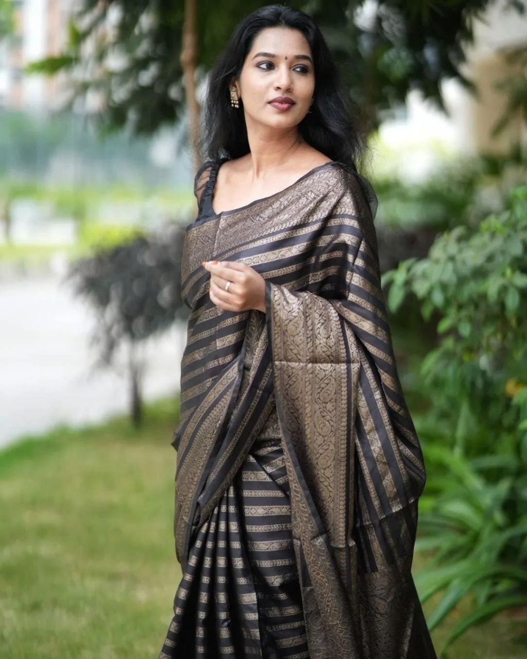 Soft Banarasi Silk Saree With Zari Design Work