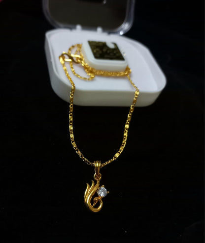 Beautiful Pendant With 20'' Chain