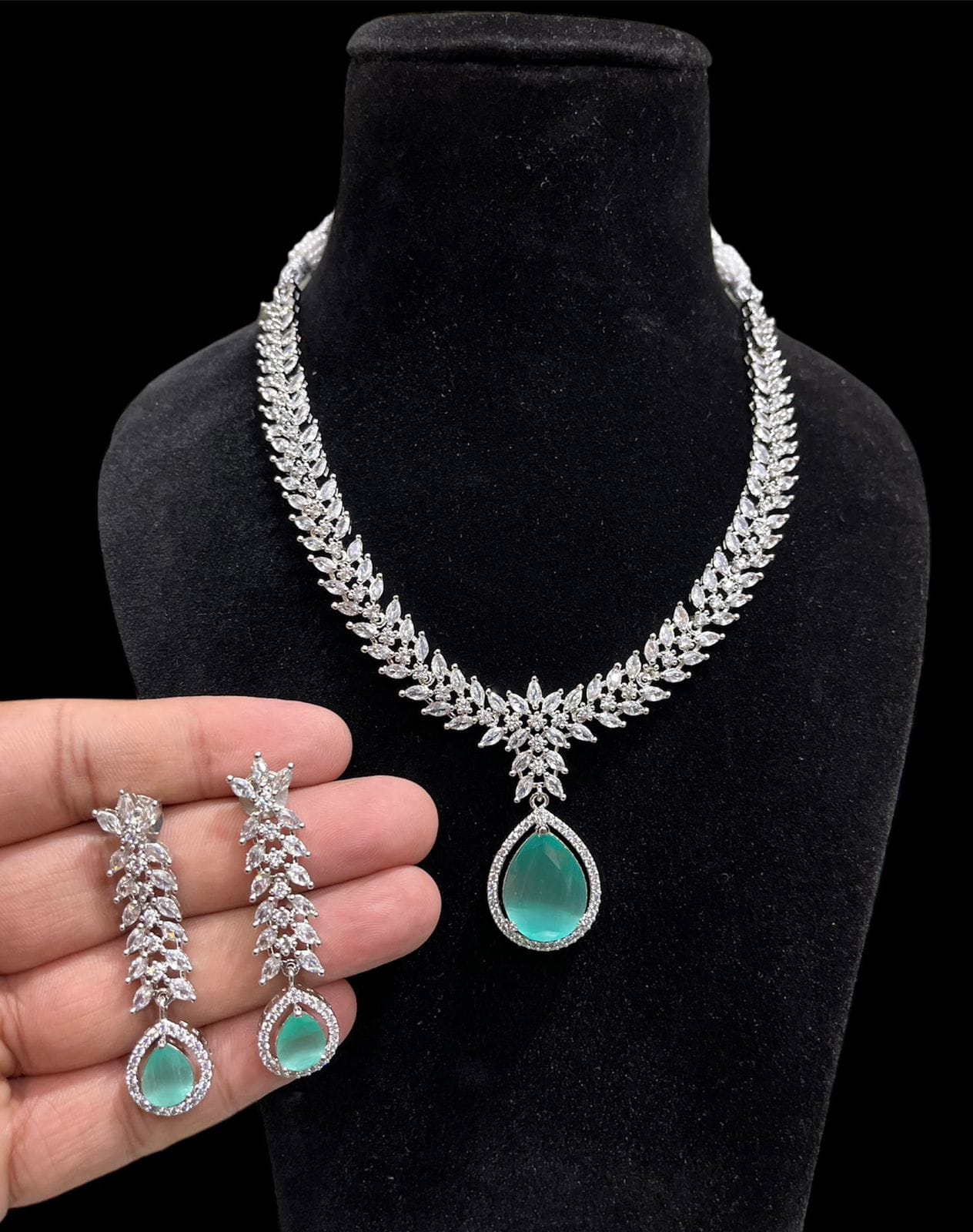 American Diamond Necklace Set With Stone