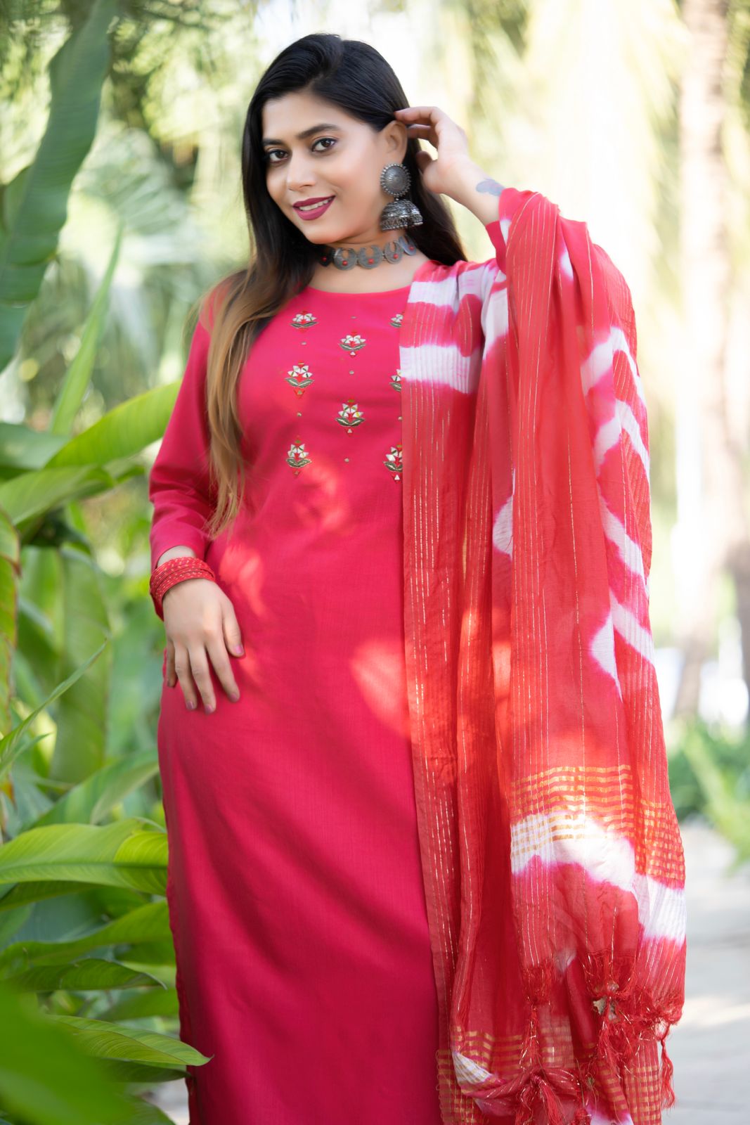 Soft Reyon Slub Kurti Set With Zari Work and Zalar