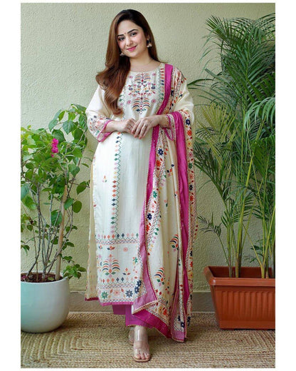 Printed Muslin Kurta Set With Handwork and Sequence Work