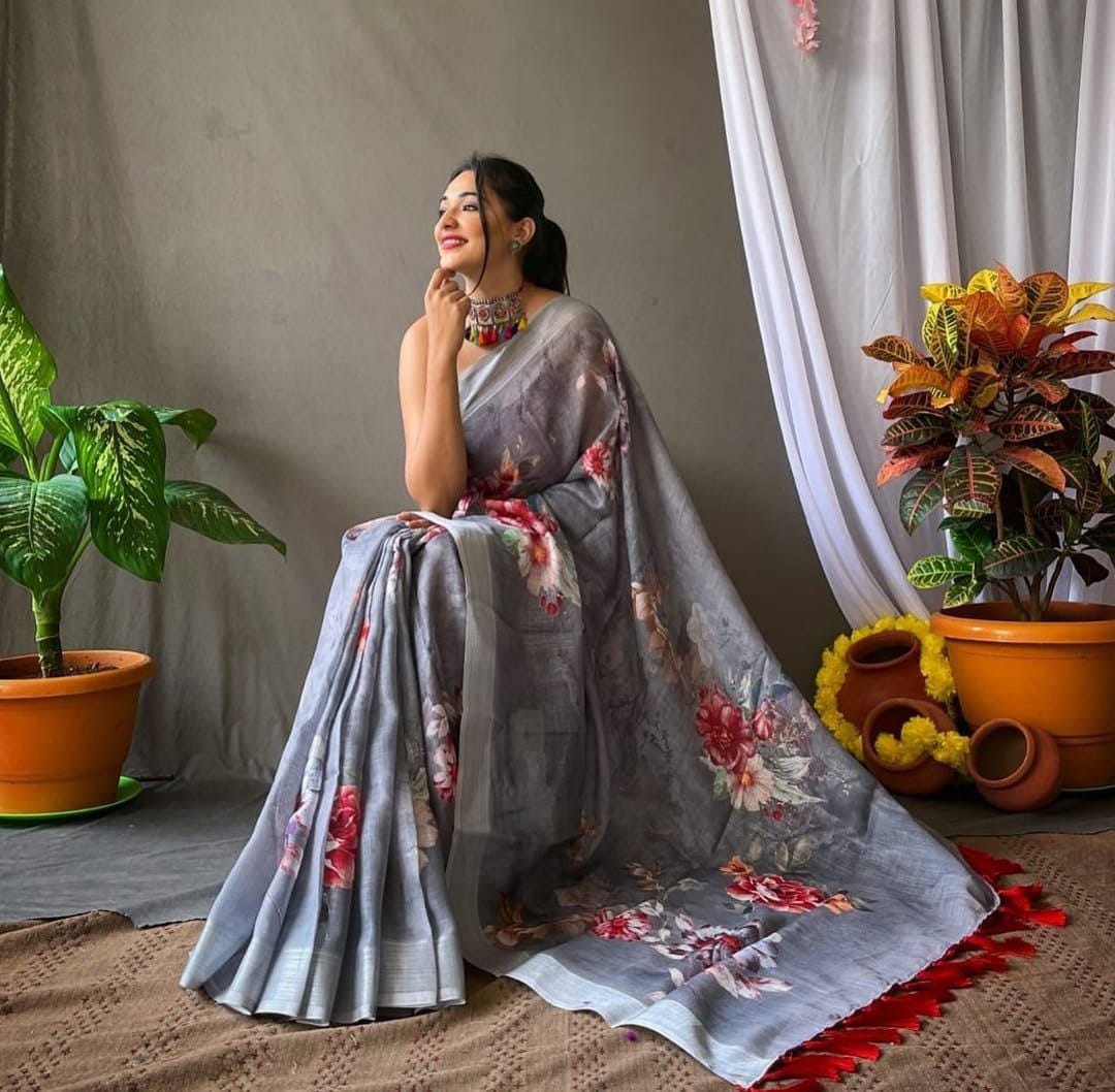 Linen Saree With Silver Zari Patta and Digital Print