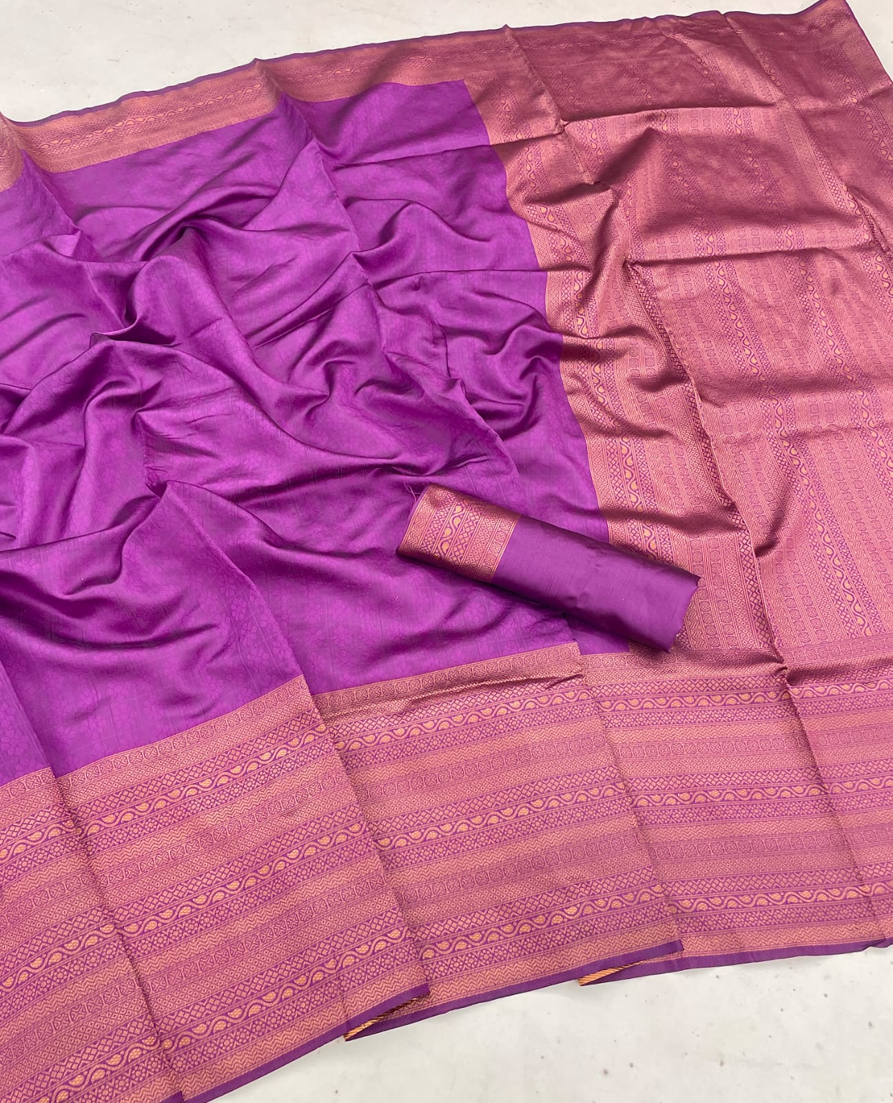 Wine Soft Lichi Silk Saree With Rich Pallu