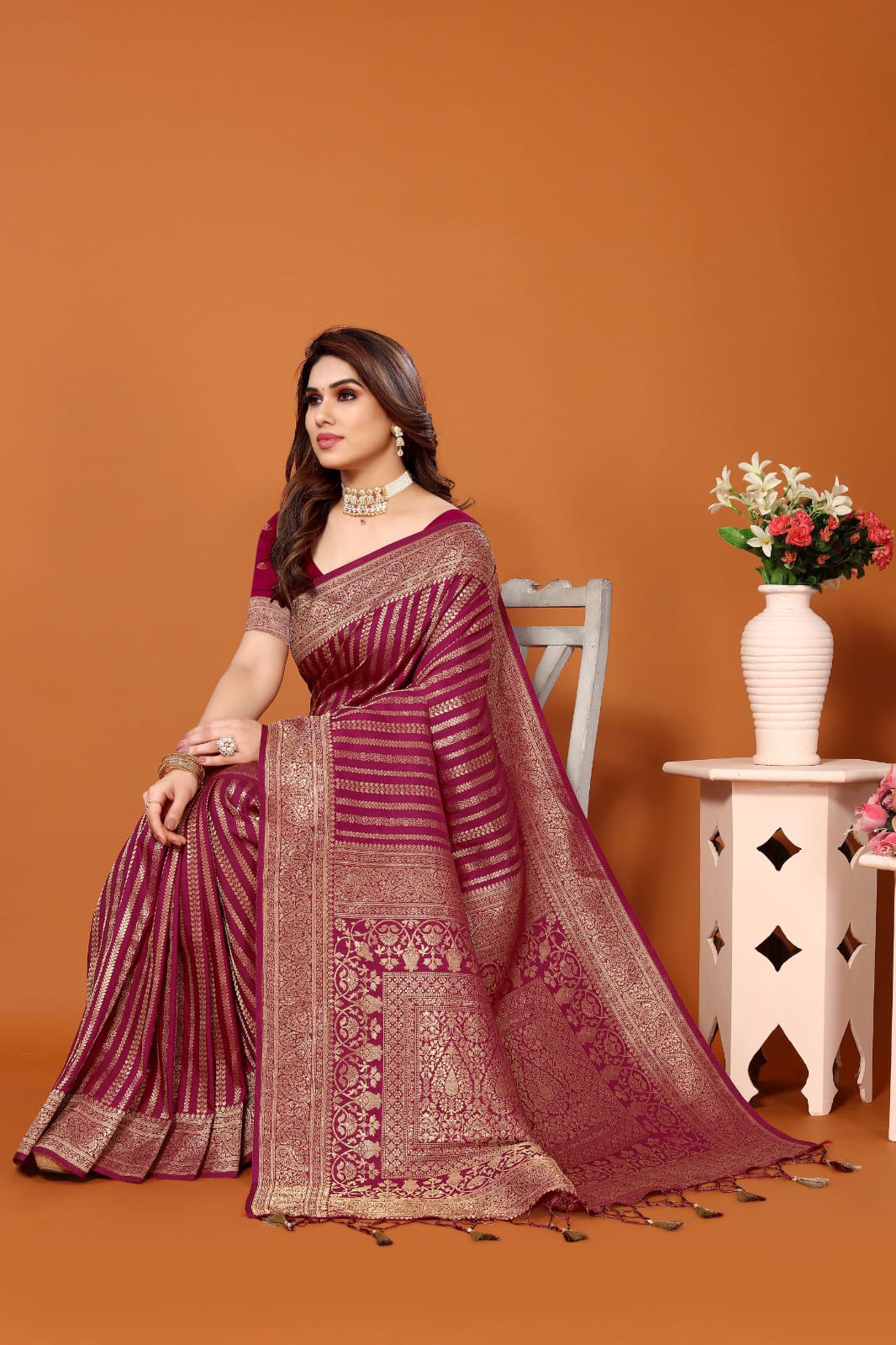 Soft Designer Banarasi Silk Saree With Jari Weaving