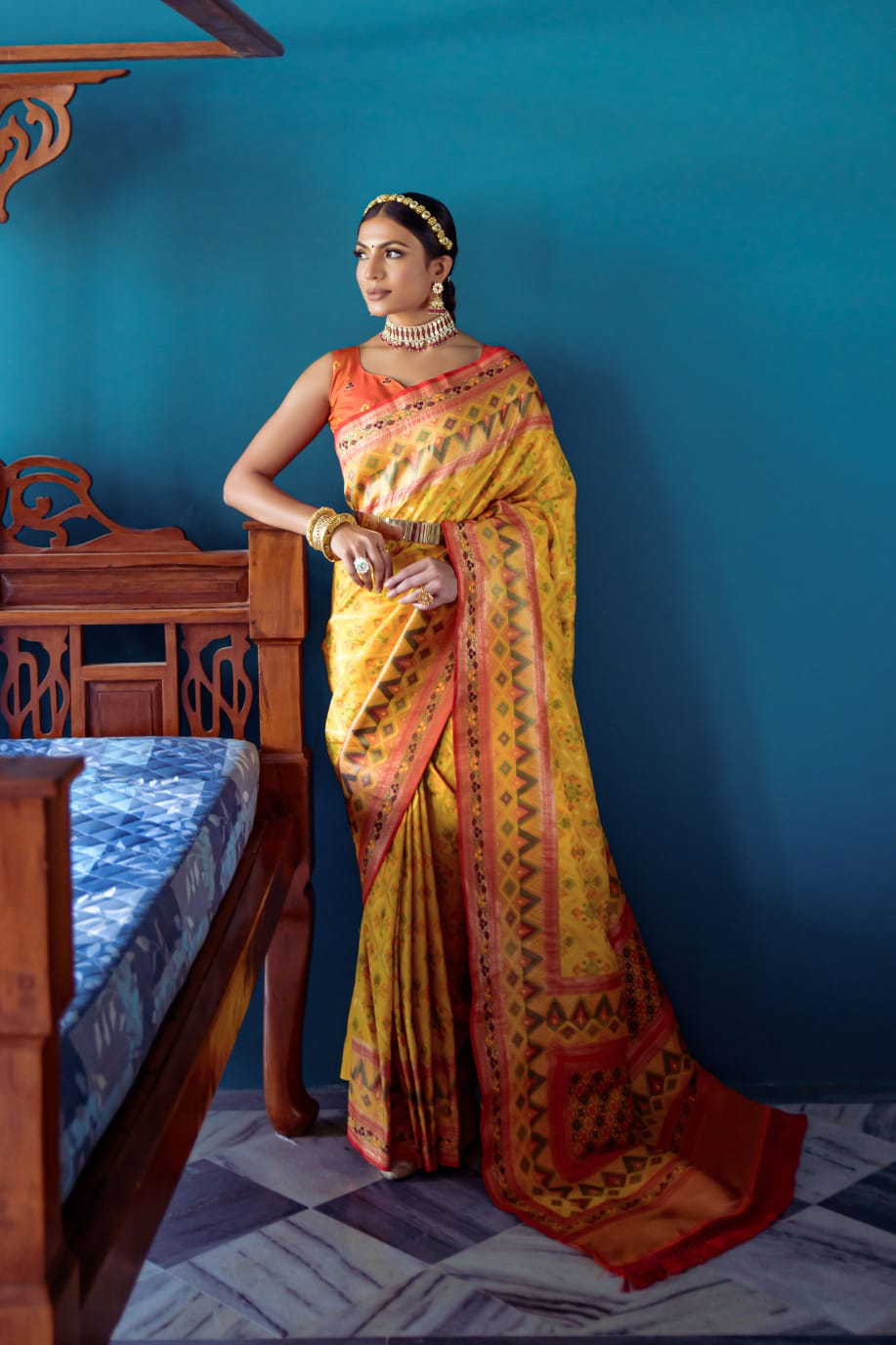 Soft Banarasi Patola Silk Saree With Zari Weaving