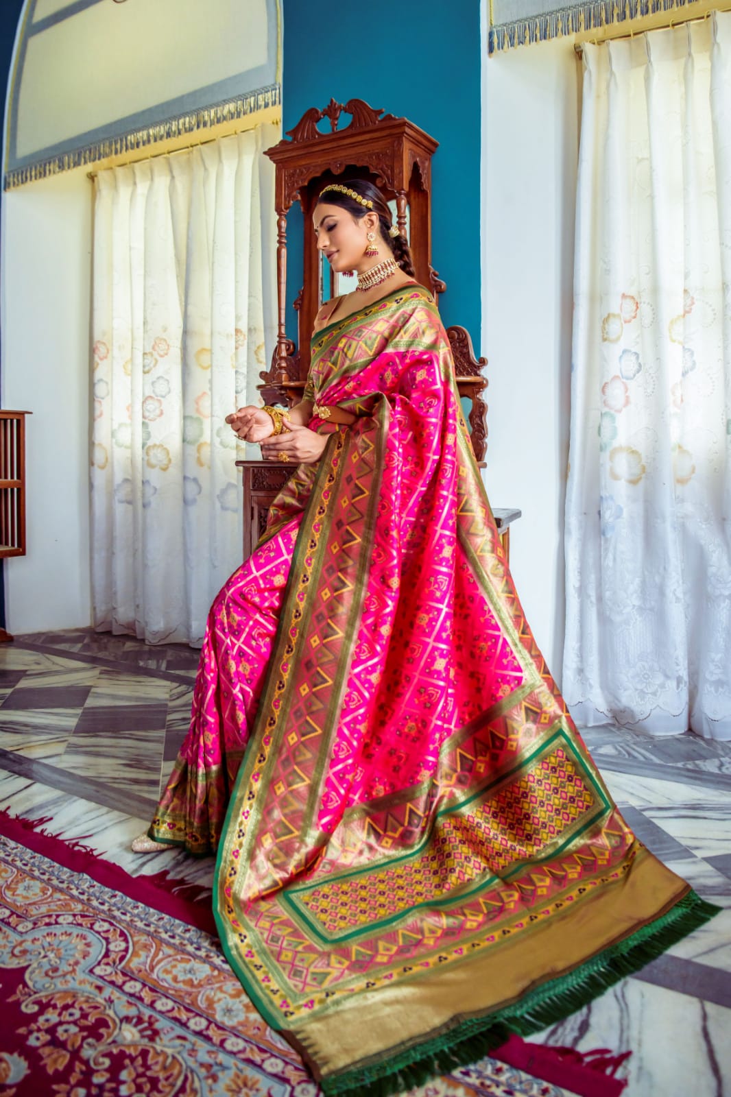Soft Banarasi Patola Silk Saree With Zari Weaving