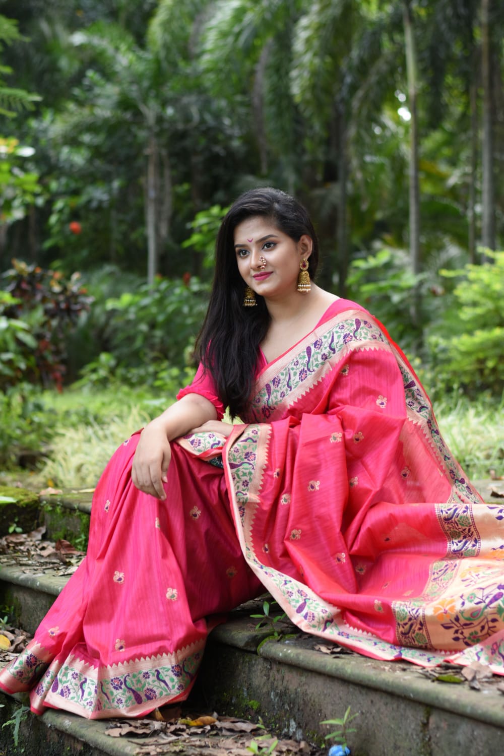 Soft Gicha Paithani Silk Saree With Zari Weaving Border