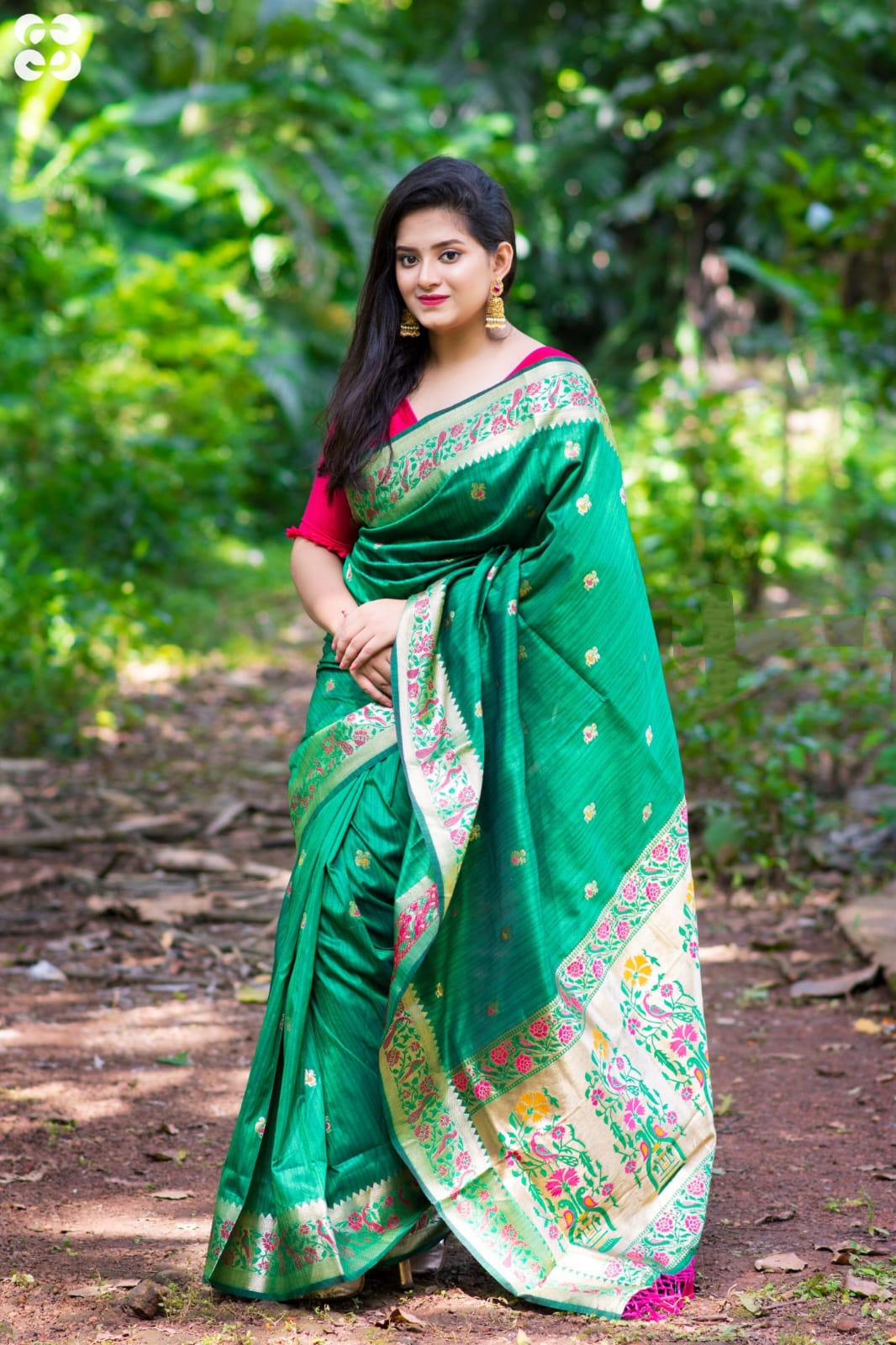 Soft Gicha Paithani Silk Saree With Zari Weaving Border