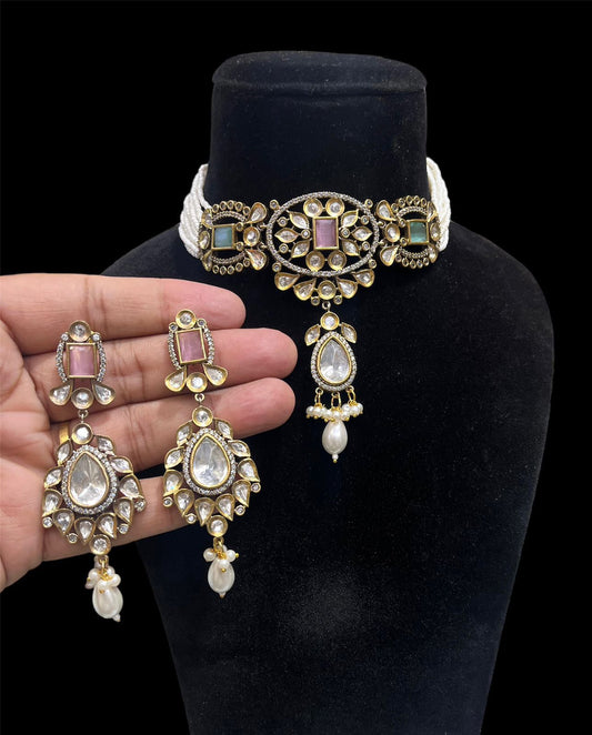 Victorian Finishing Choker Set With Foil Stone