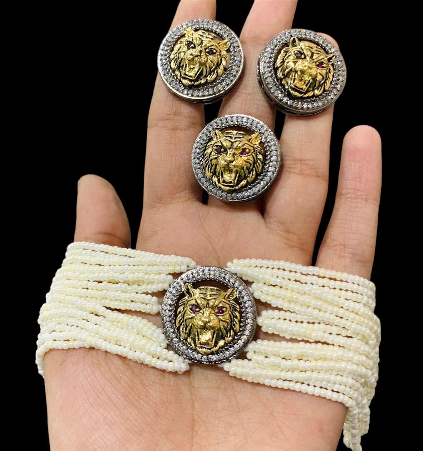 Beautiful Choket Set With Adjustable Ring