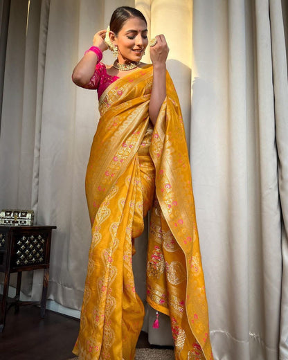 Soft Dola Silk Saree With Jacquard Work and Rich Pallu