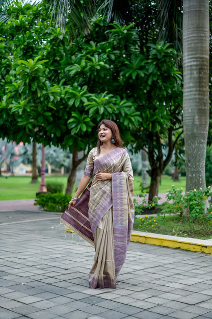 Tussar Silk Saree With Tradtional Weaving Pattern and Temple Woven Pattern