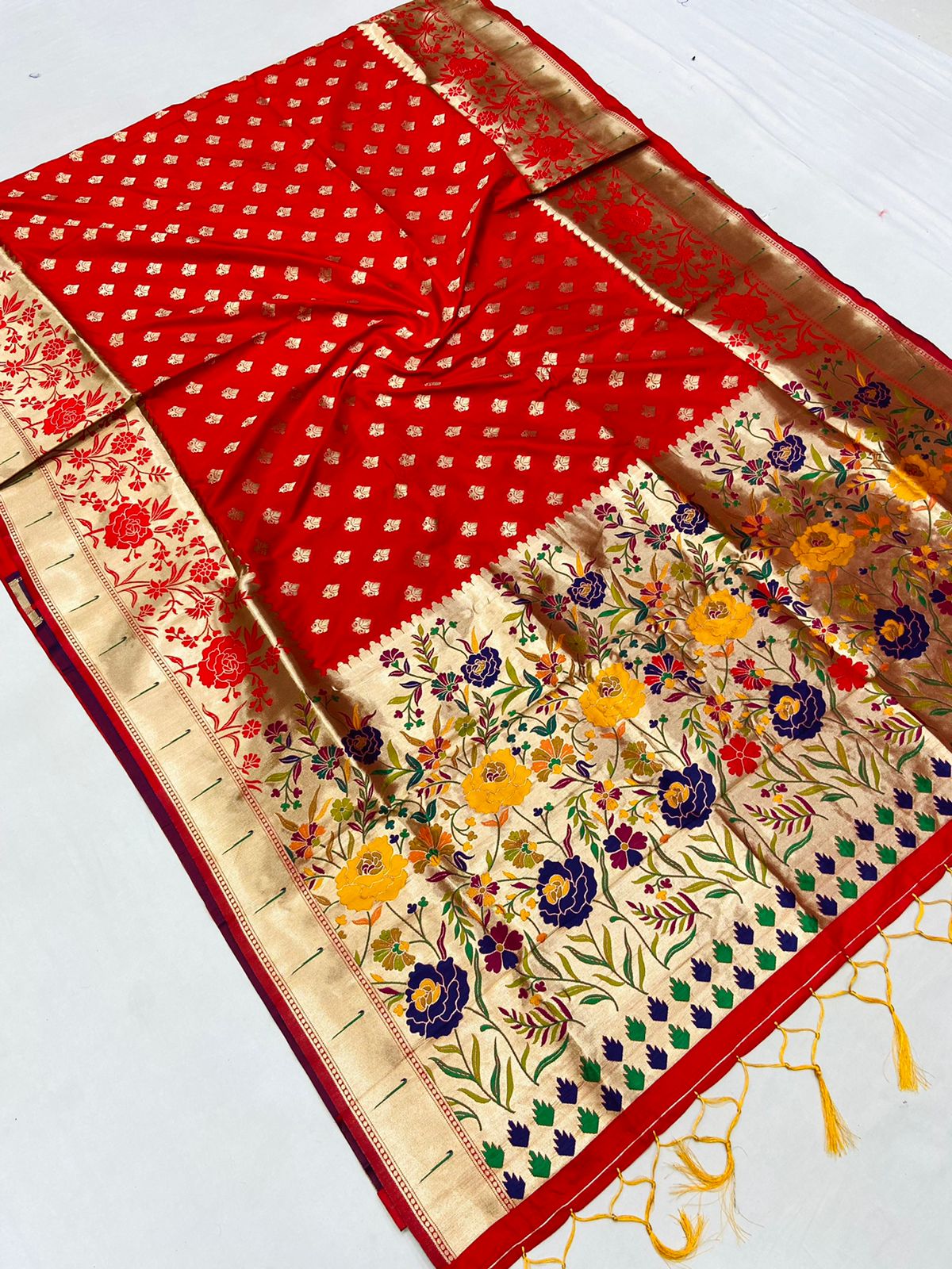 Soft Kanchivaram Paithani Silk Saree With Minakari Border