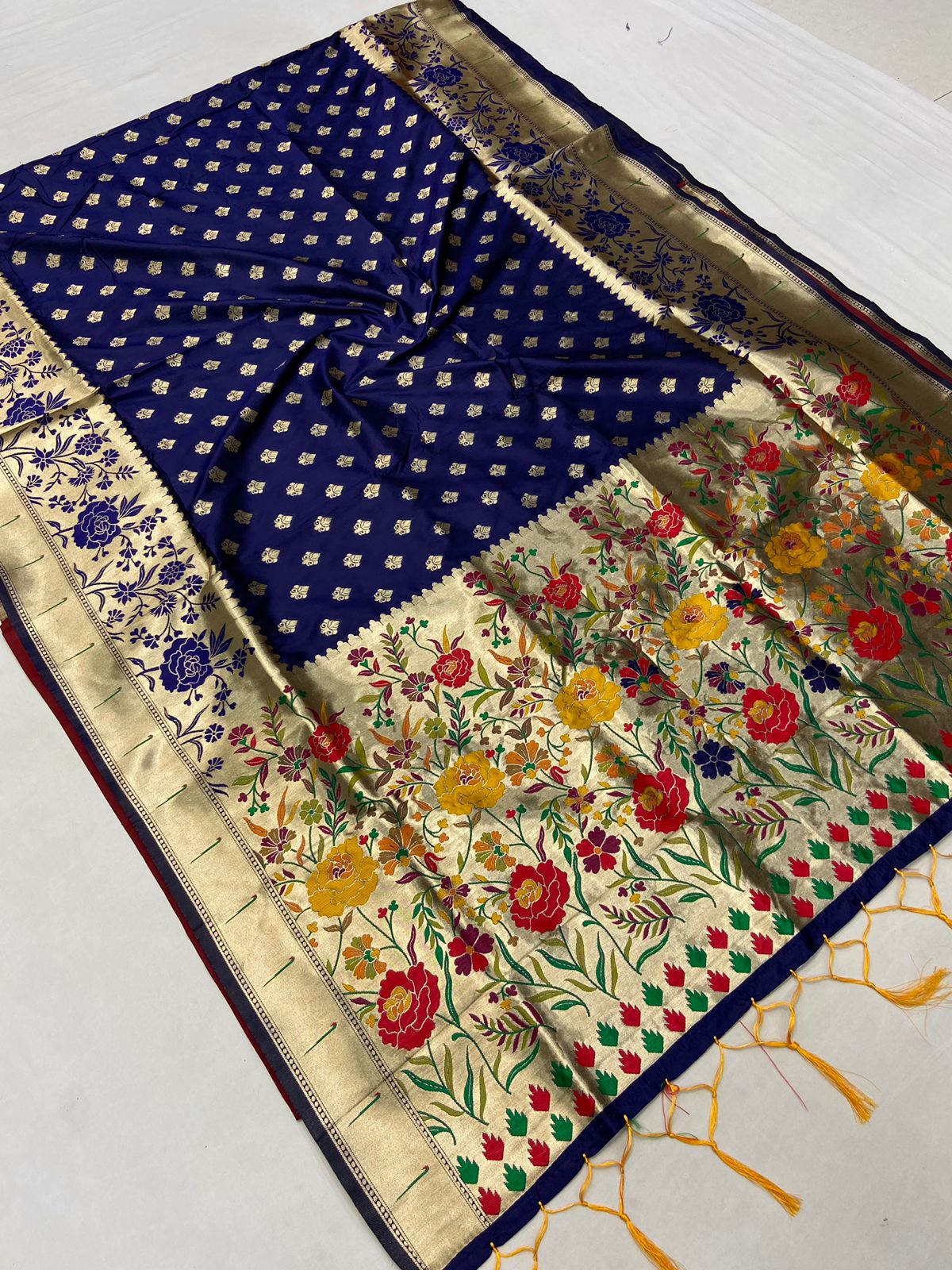 Soft Kanchivaram Paithani Silk Saree With Minakari Border