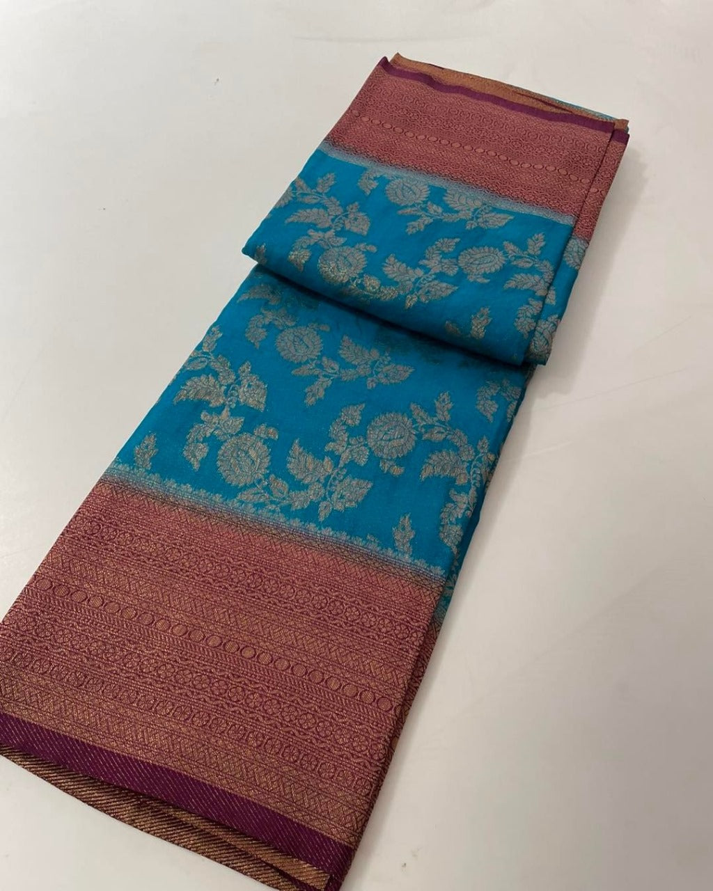 Soft Cotton Georgette Saree With Tiny Butties and Silver Zari Weaving