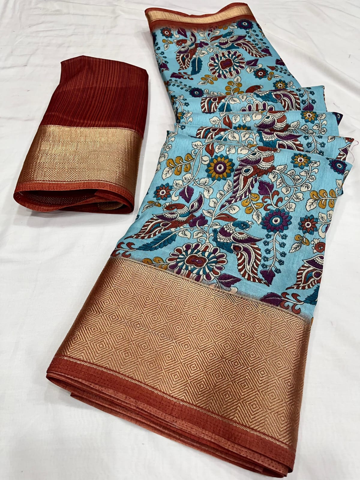 Soft Dola Silk Saree With Jacquard Border