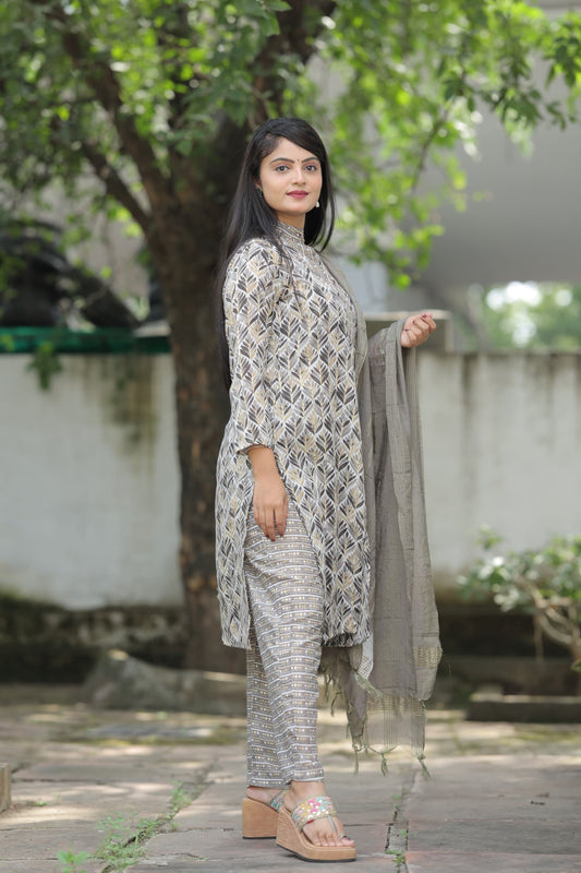 Printed Cotton Kurti Pant Set With Foil Print