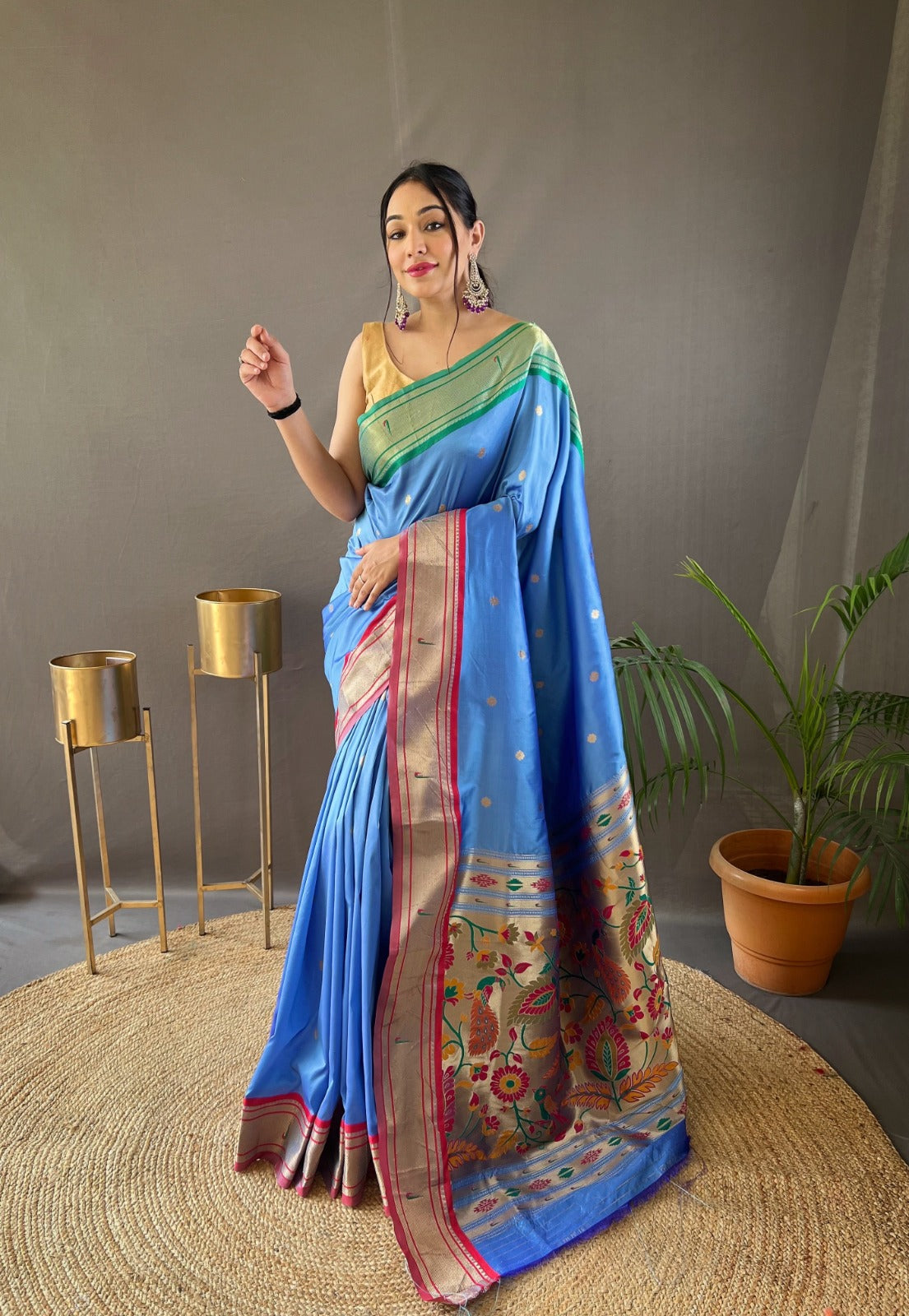 Soft Kanjivaram Paithani Silk Saree With Small Butties