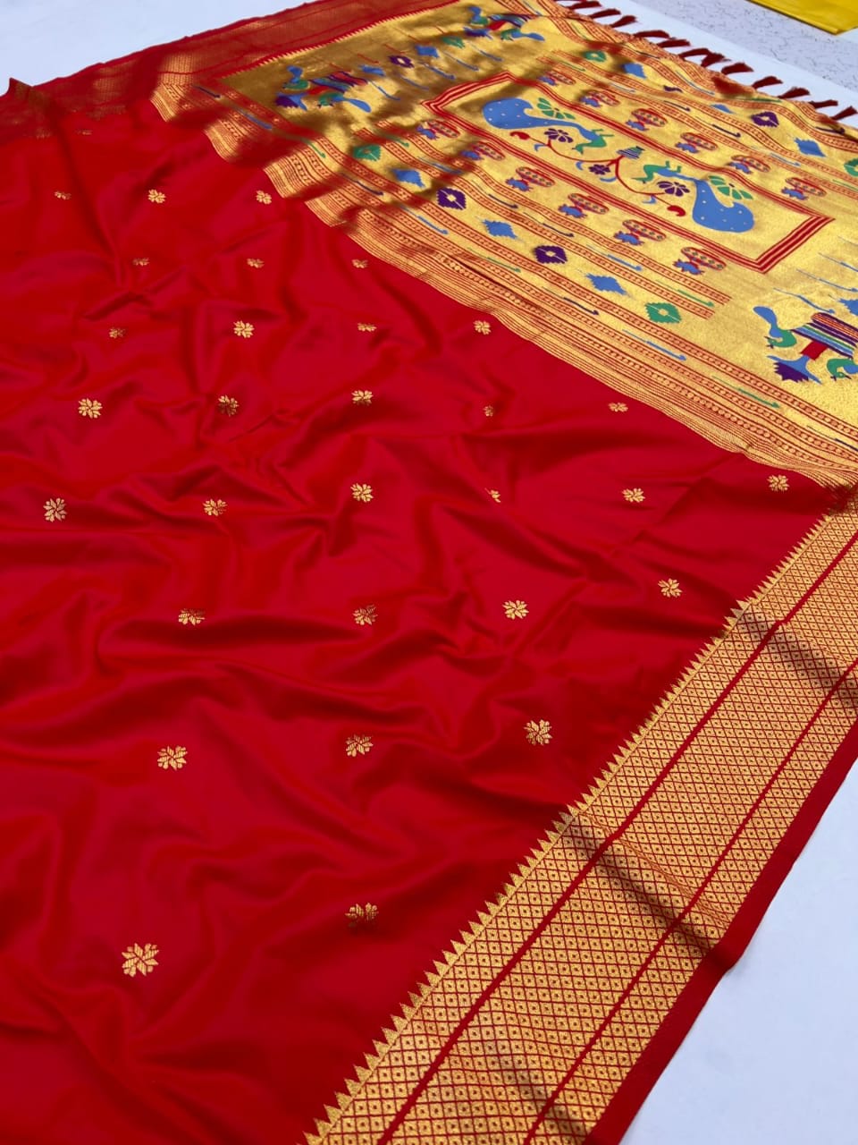 Soft Kanjivaram Paithani Silk Saree With Golden Zari Weaving