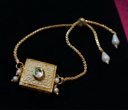 Beautiful Kundan Chain Bracelet