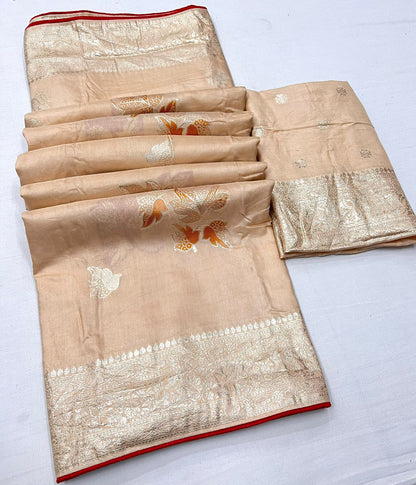 Soft Muslin Silk Saree With Contrast Piping Border