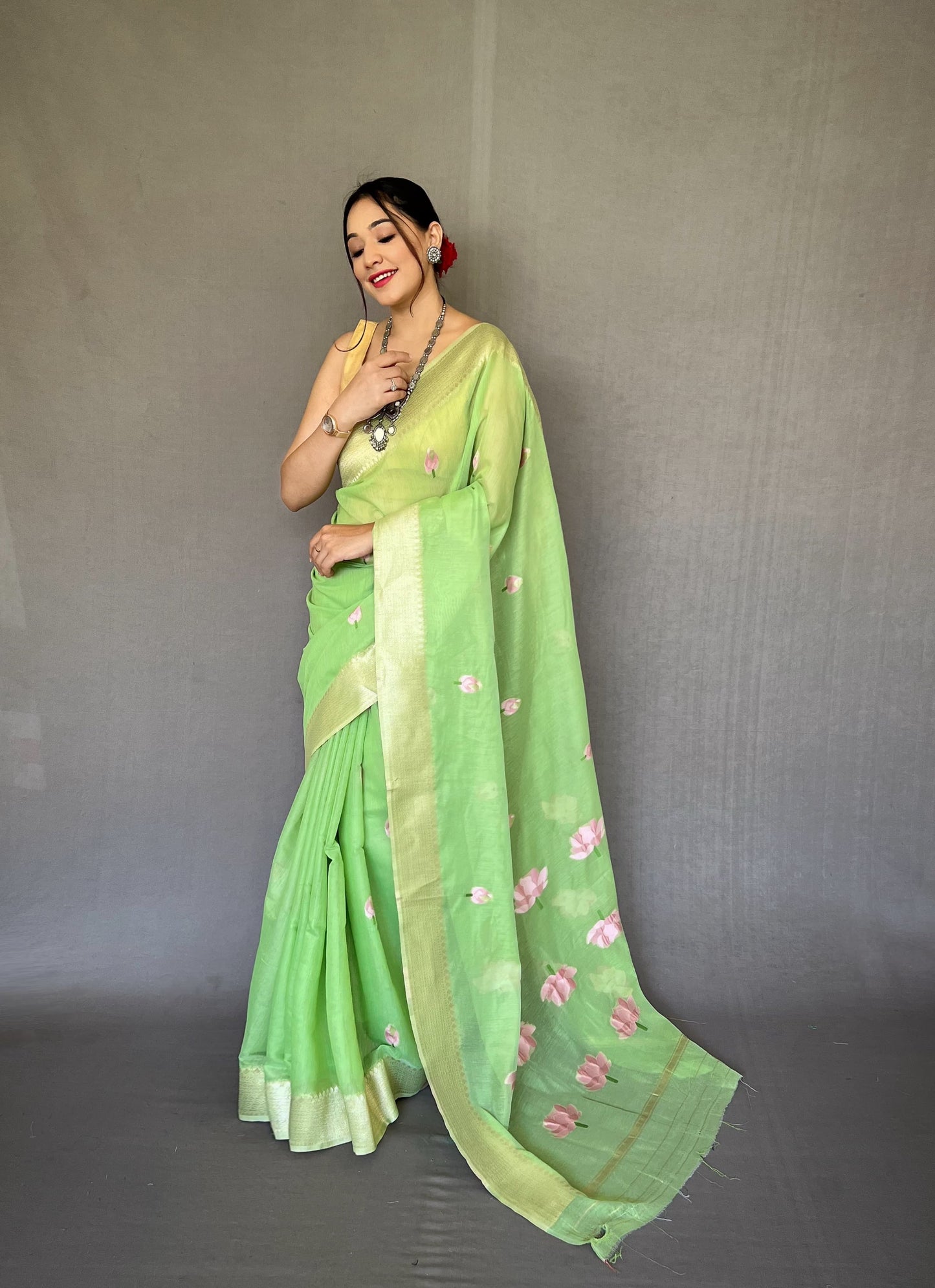 Soft Linen Saree With Allover Lotus Painting