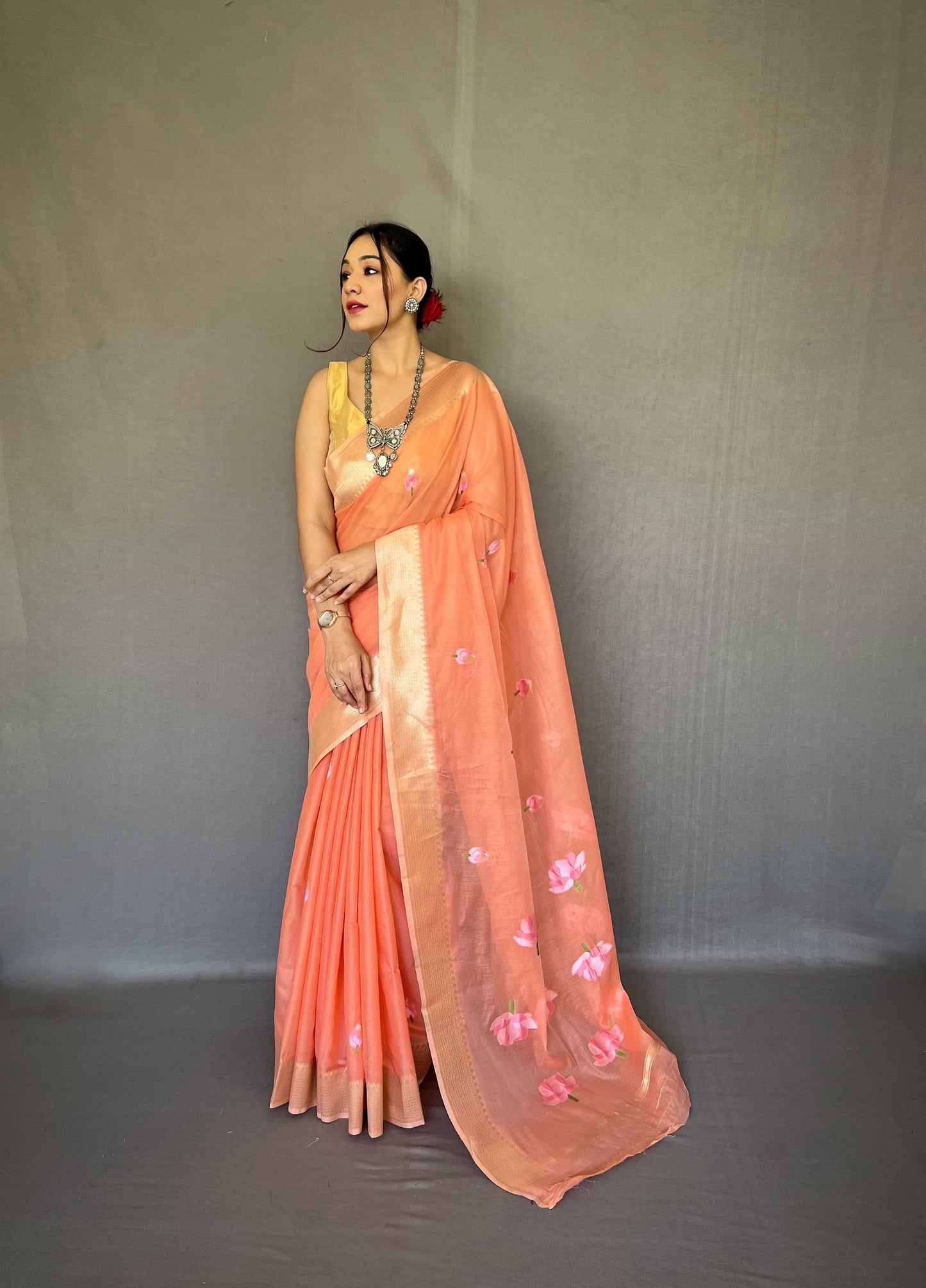 Soft Linen Saree With Allover Lotus Painting