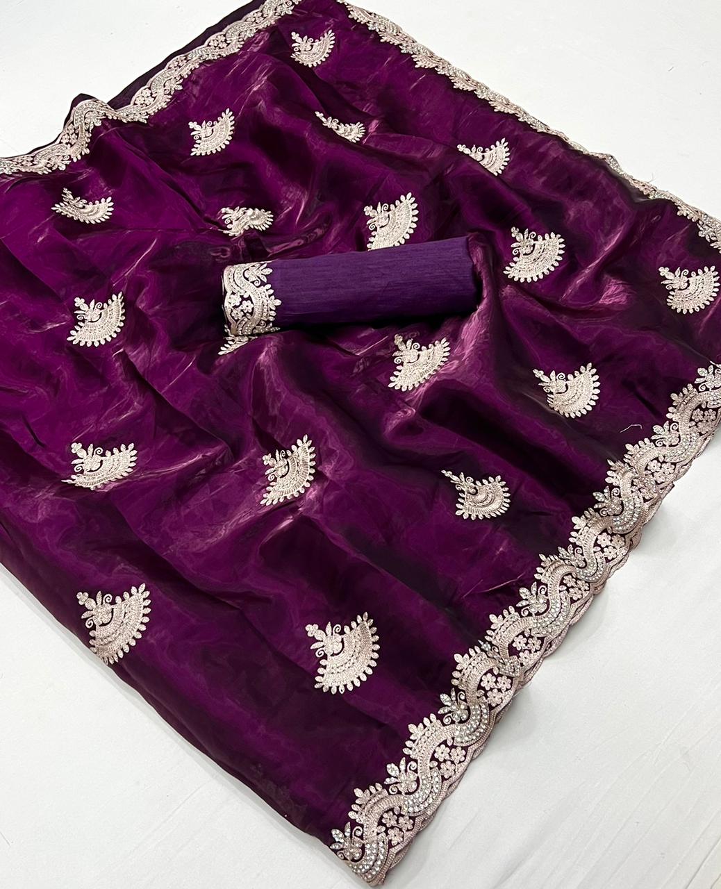 Soft Jimmy Choo Silk Saree With Butta Work