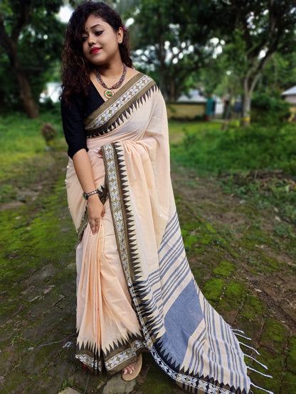 Soft Plain Cotton Saree With Floral Border