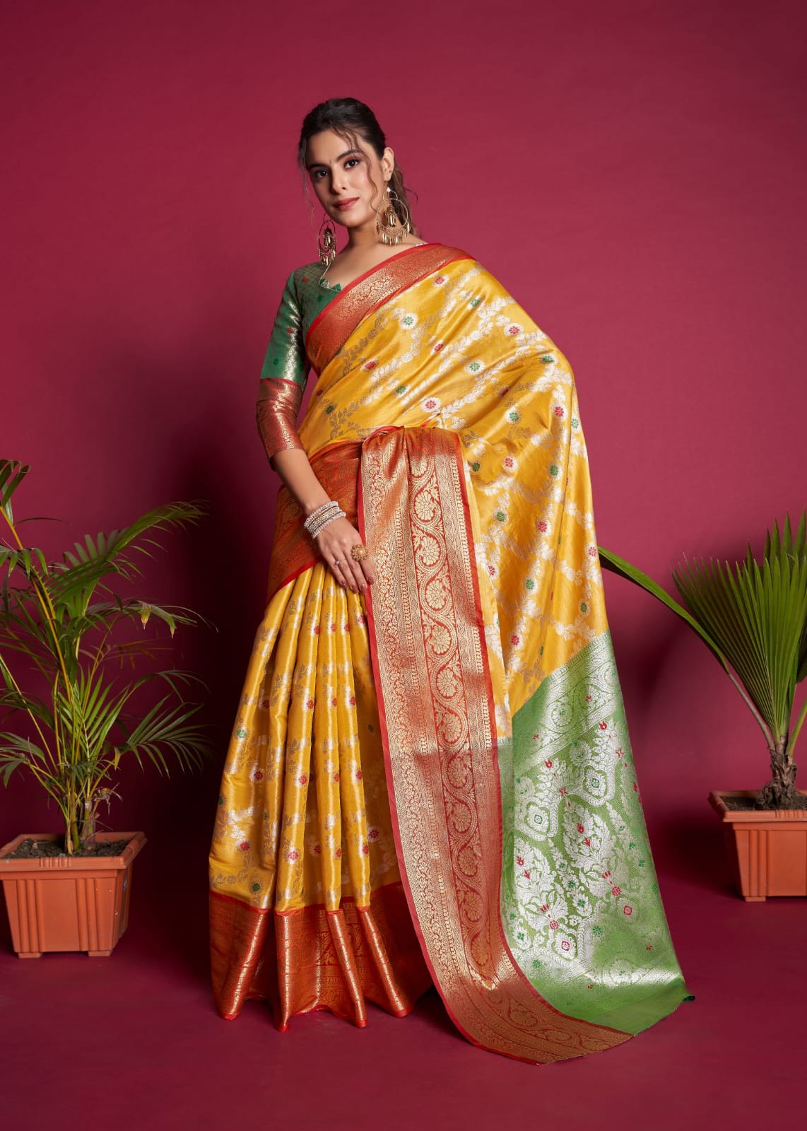 Buy Yellow Sarees for Women by Indie Picks Online | Ajio.com
