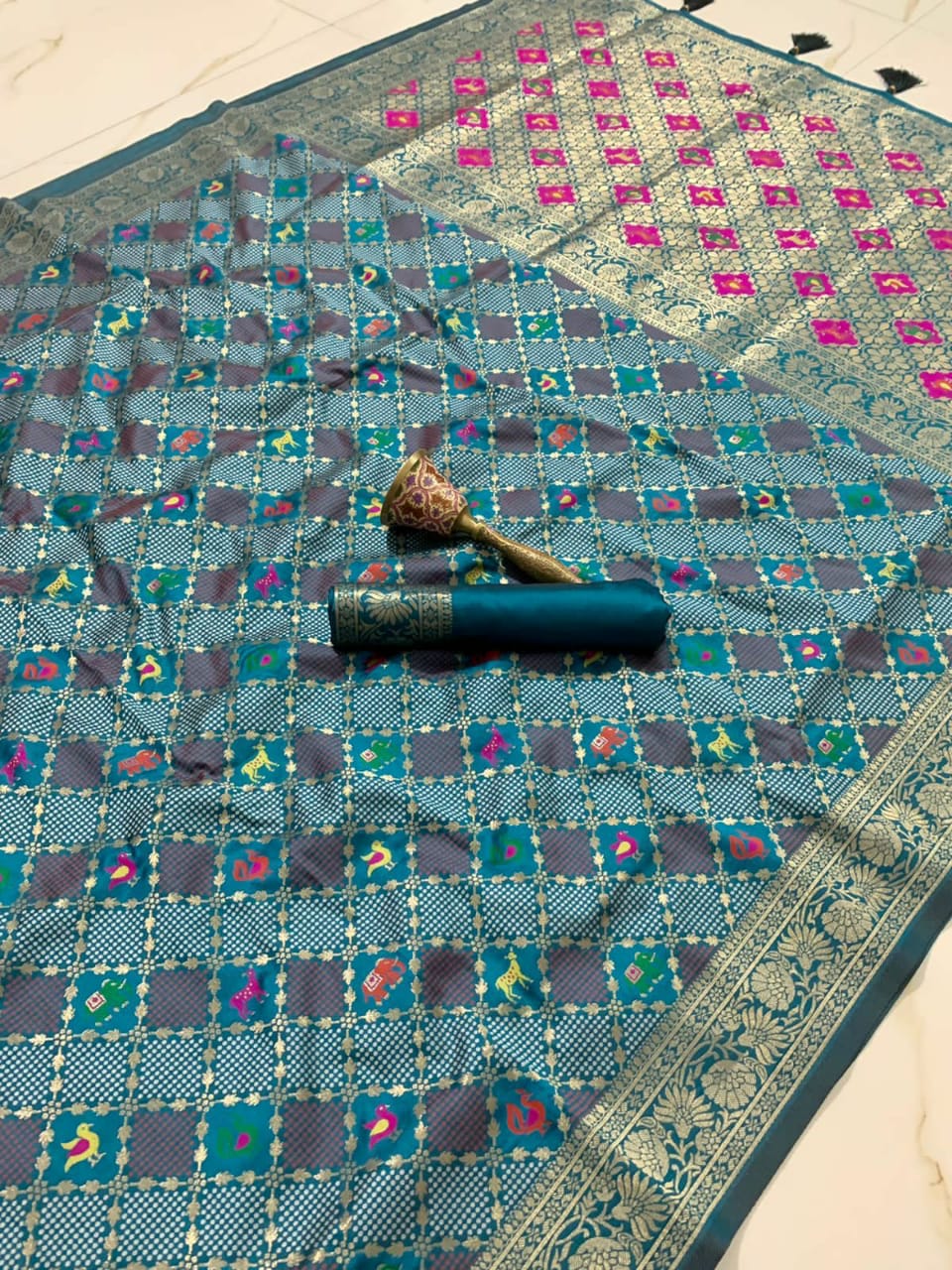 Soft Banrasi Patola Silk With Minakari Zari Work