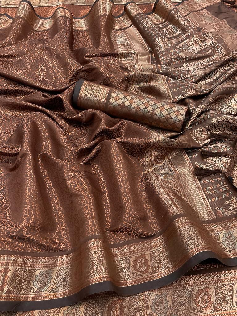 Soft Dharmavaram Lichi Silk Saree With Copper Zari Work