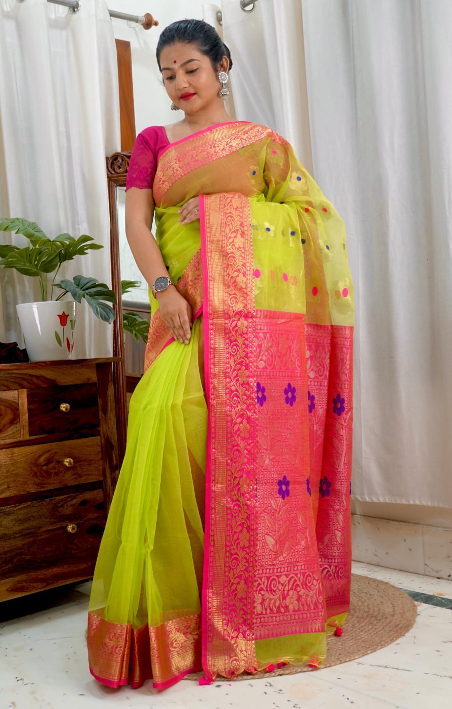 Reshom Banarasi Silk Saree