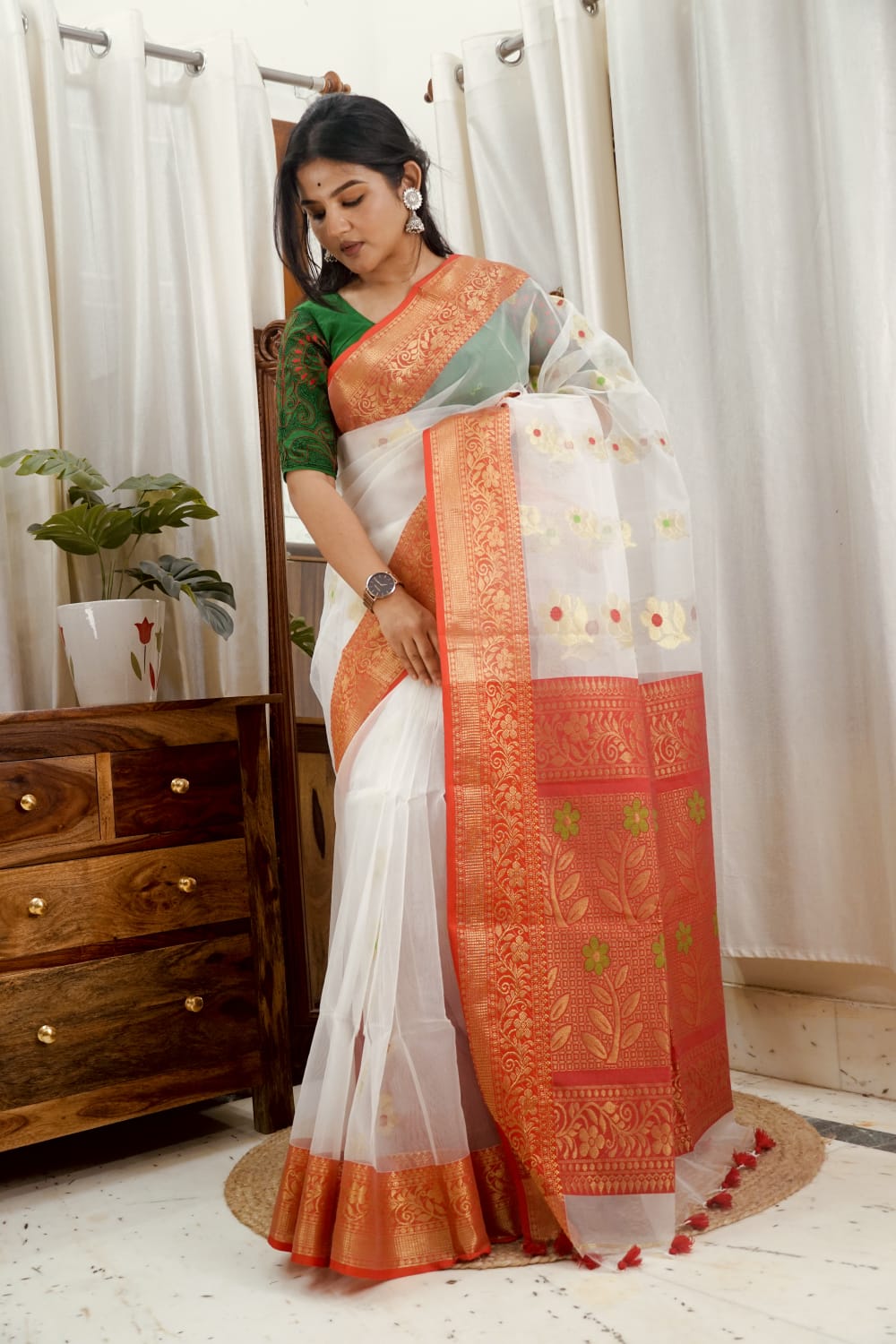 Reshom Banarasi Silk Saree