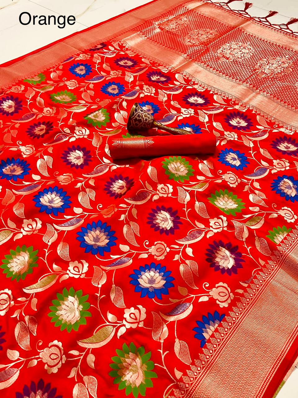 Heavy Soft Banarsi Silk Saree With Minakari Zari Weaving