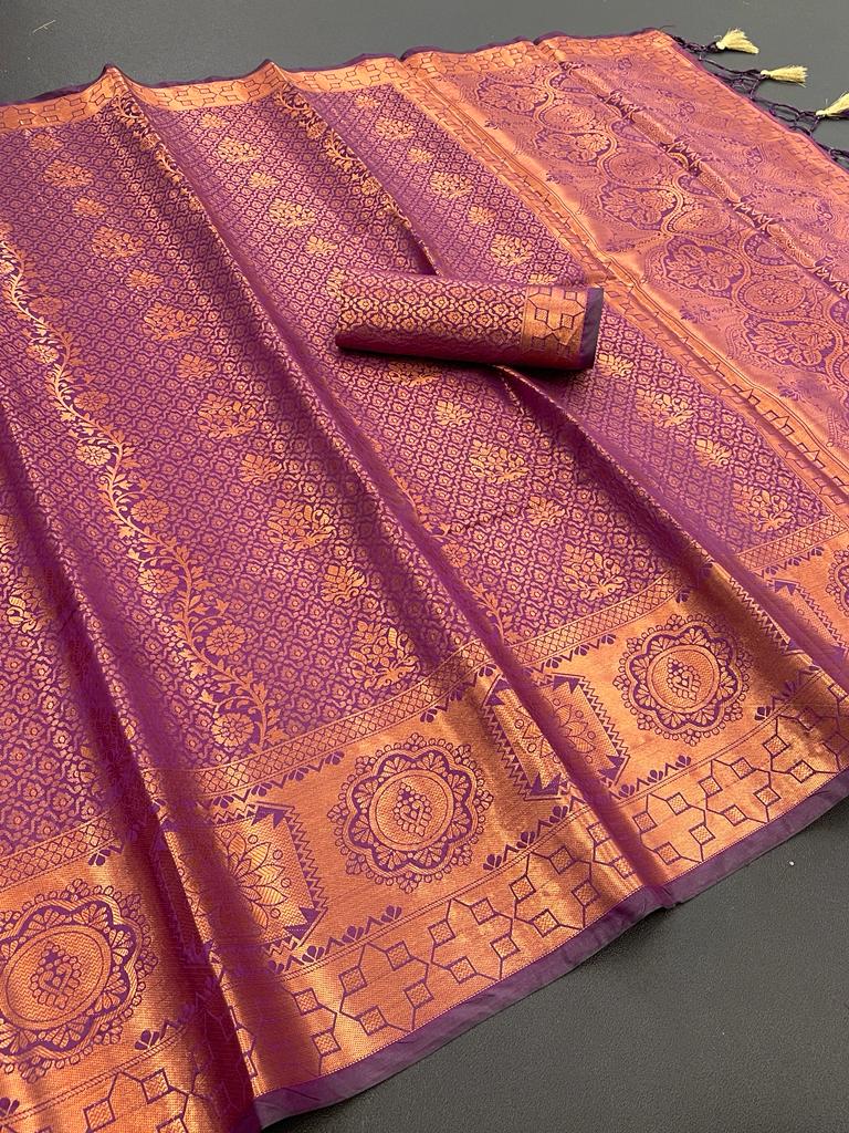 Banarasi Silk Saree With Jaqucard Copper Weaving and Zari Weaving