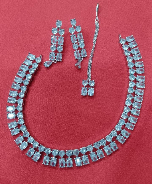 Beautiful CZ Necklace Set With Maangtika